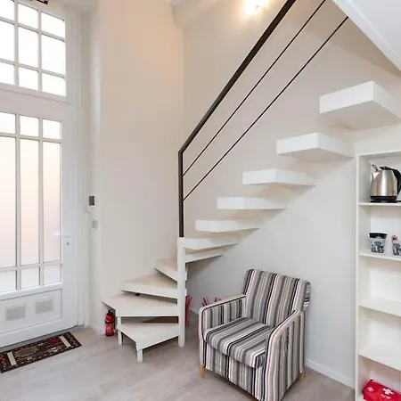 In Verticale Lejlighed *